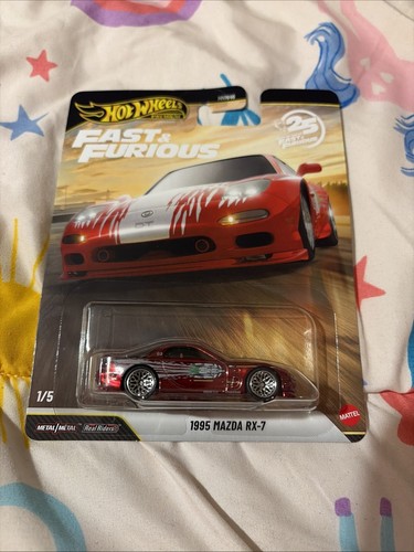 Hot wheels premium - hot, fast