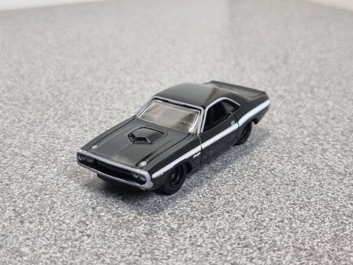 Hot wheels premium 64 - hot, 1:64
