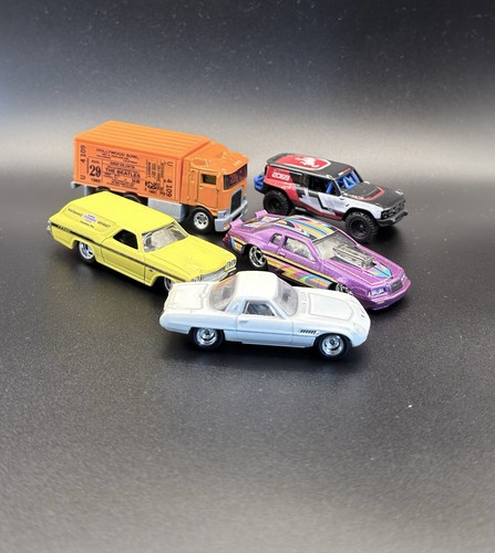 Hot wheels premium - wheels,