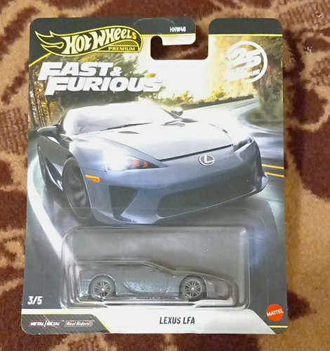 Hot wheels premium - hot, &