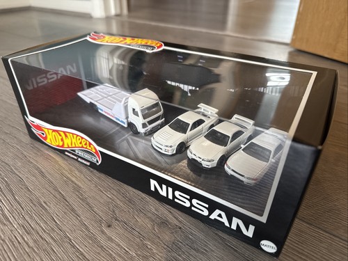2020 hot wheels premium - hot, nissan