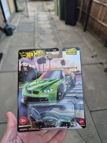 Hot wheels premium - wheels,