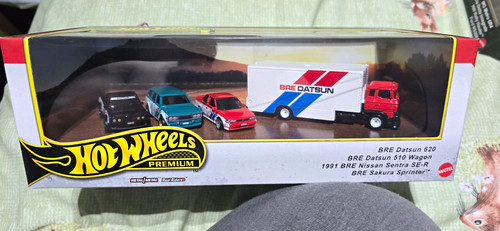 Hot wheels premium - wheels,