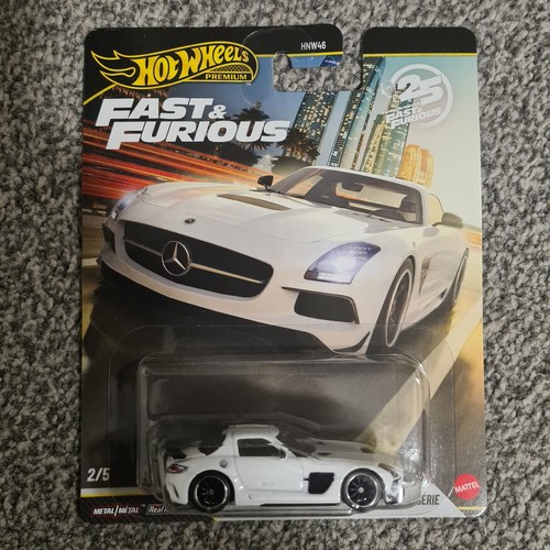 Hot wheels premium fast - fast, &