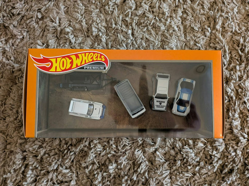 Hot wheels premium rally - hot,