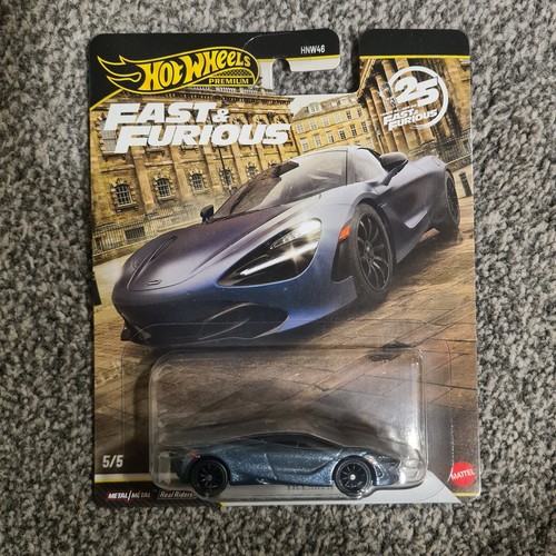Hot wheels premium fast - premium, &